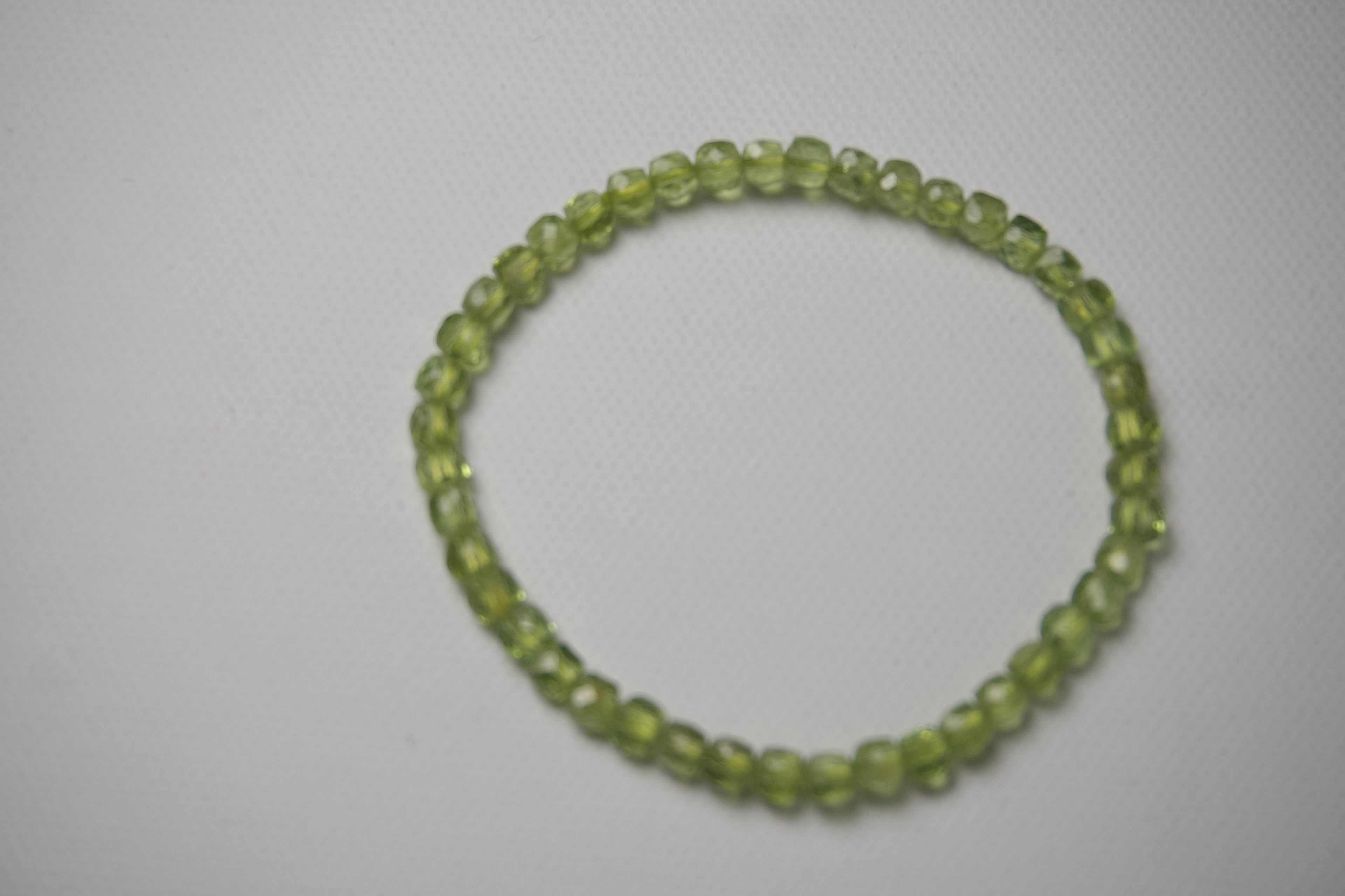 100% Natural Peridot Faceted Gemstone Bracelet