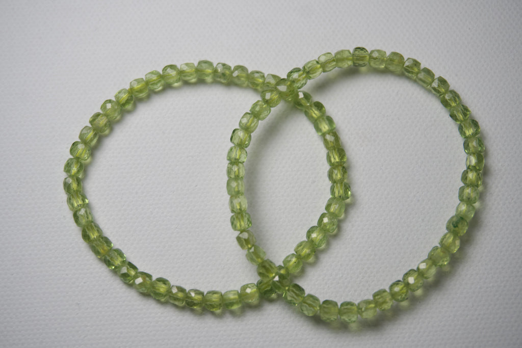 100% Natural Peridot Faceted Gemstone Bracelet