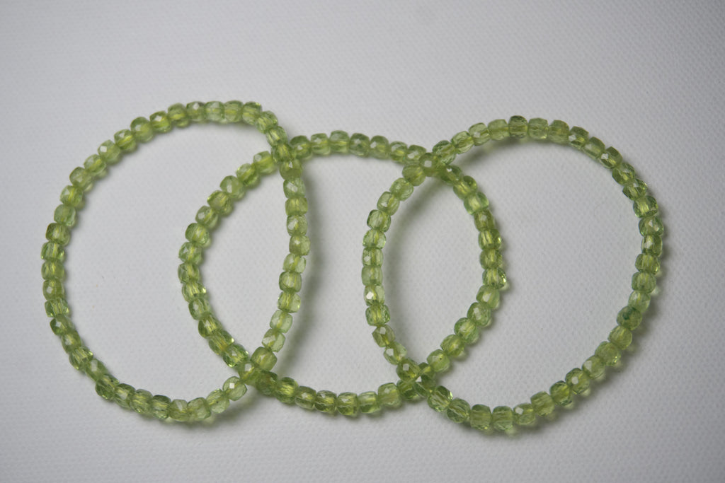 100% Natural Peridot Faceted Gemstone Bracelet