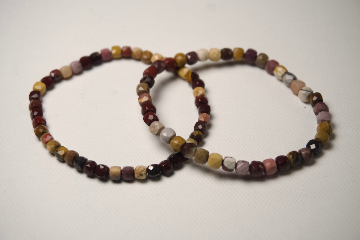 100% Natural Mookaite Jasper Faceted Stretch Bracelet