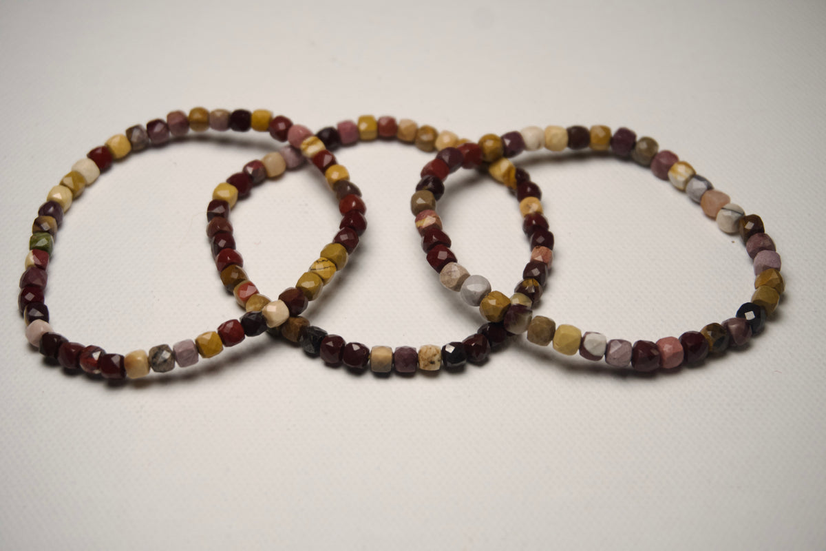 100% Natural Mookaite Jasper Faceted Stretch Bracelet