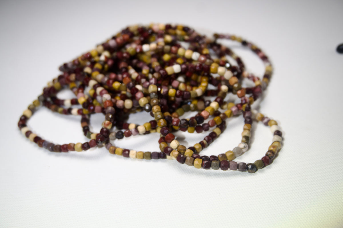 100% Natural Mookaite Jasper Faceted Stretch Bracelet