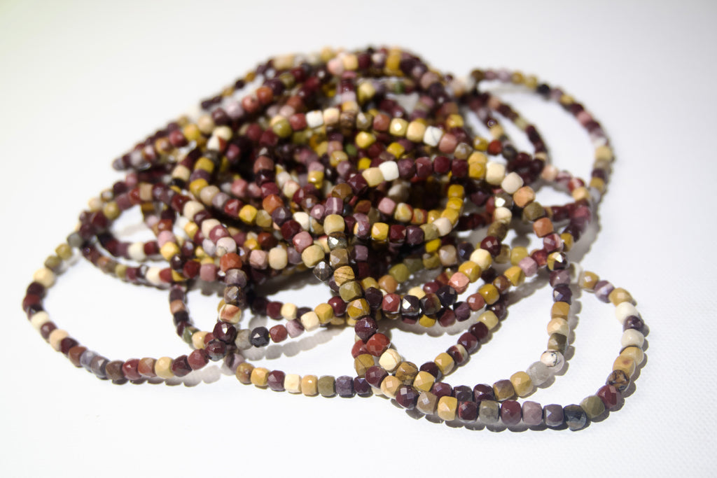 100% Natural Mookaite Jasper Faceted Stretch Bracelet