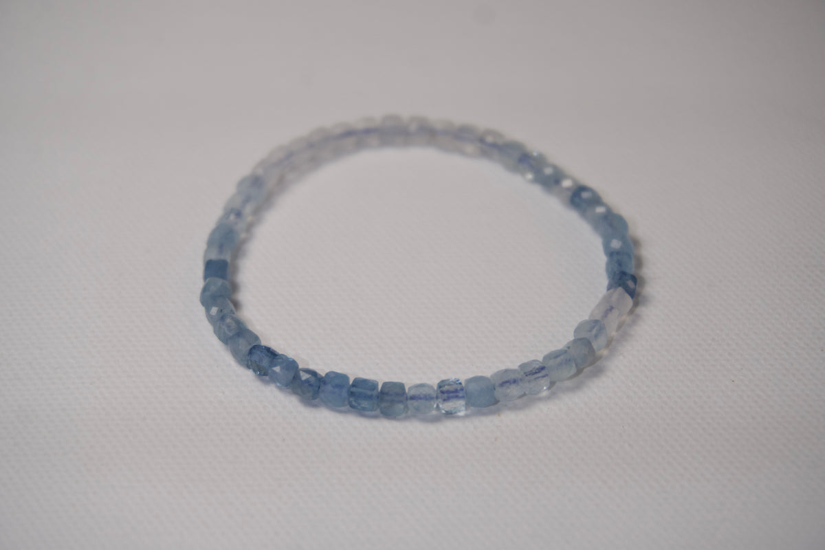 100% Natural Aquamarine Faceted Gemstone Stretch Bracelet – Blue Cube Bead Crystal Bracelet | 1 Piece | Senzai Gems